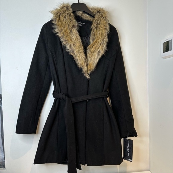 BNWT Kenneth Blake New York faux Fur collar Belted Coat - Picture 1 of 9